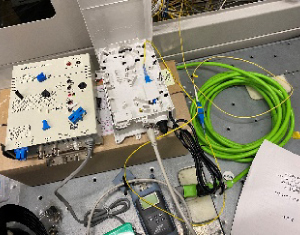 光送信機・光受信機施工